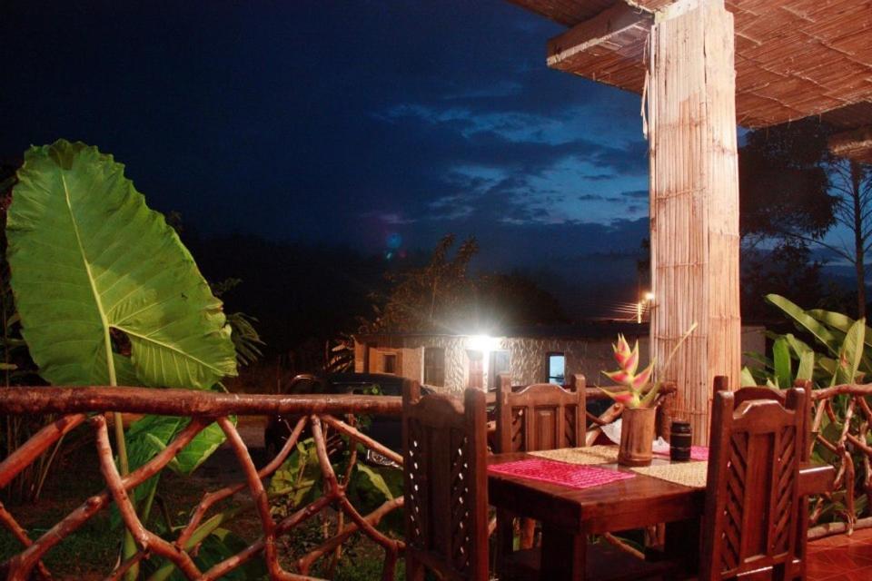 Hosteria Mindo Samay Juku Dış mekan fotoğraf
